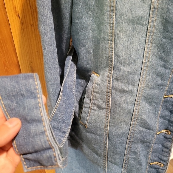 Denim Sherpa-Lined Jacket - Picture 5 of 16